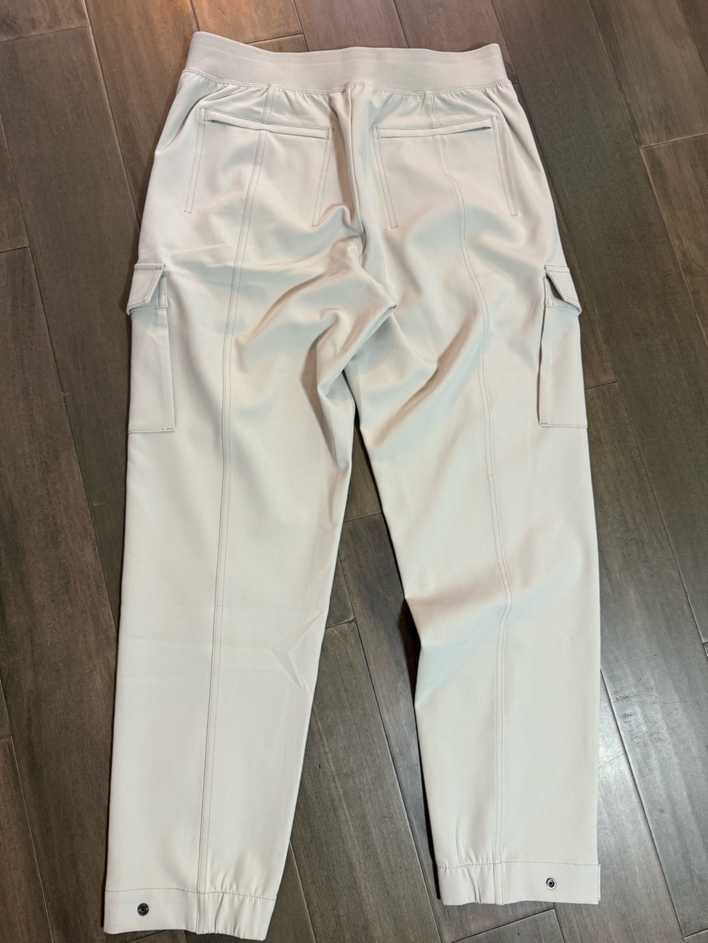 Athleta Endless High Rise Cargo Pant Cream Beige Size 10 - Picture 7 of 9